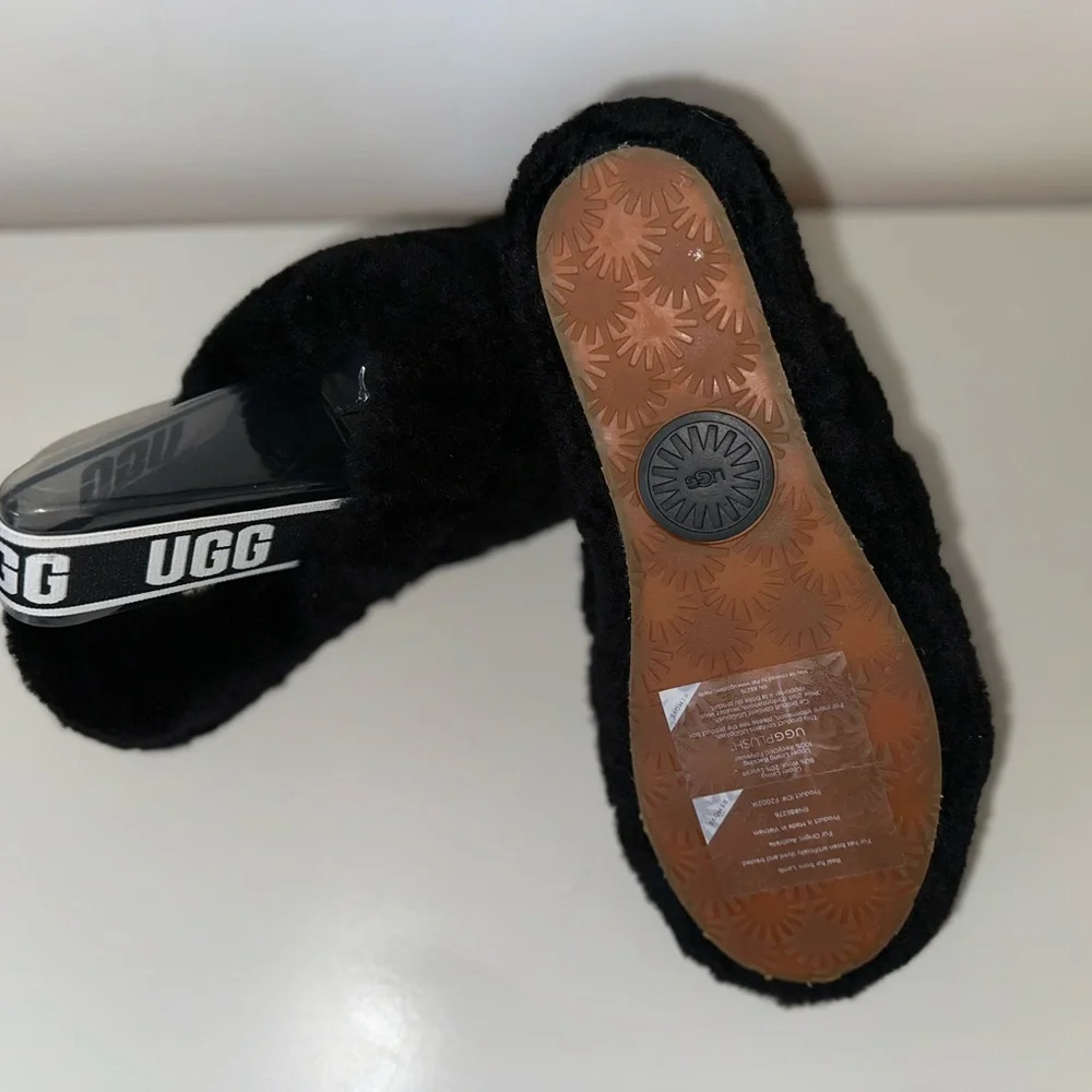 UGG Black Fluffy Slippers with Logo Strap - Picture 2 of 6